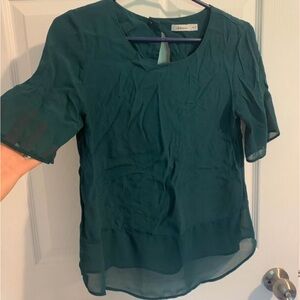 Sheer Teal keyhole half sleeve Blouse; shirt tail hem